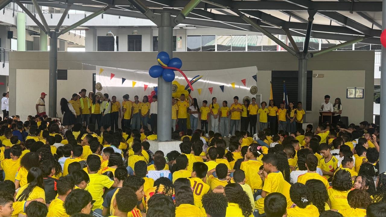 INSTPECAM CONMEMORA EL 20 DE JULIO Y EL 7 DE AGOSTO CON ACTO CÍVICO